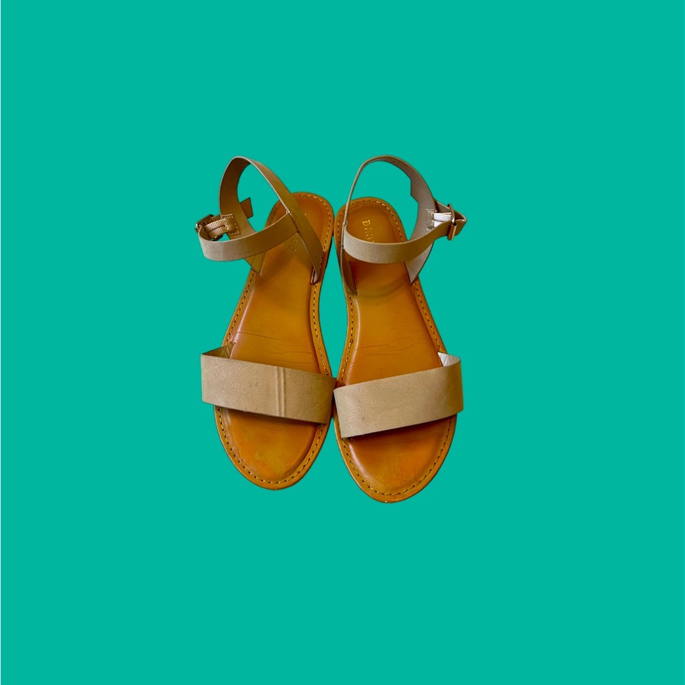 Bamboo tan sandals